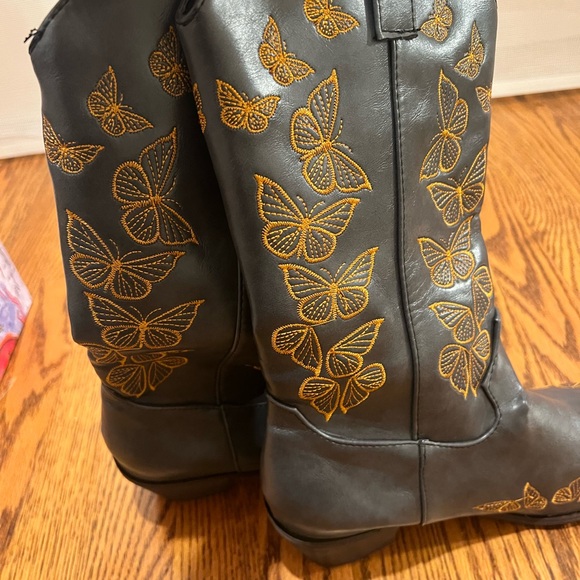 Embroidered Pull-On Chunky Heel Cowgirl Western Boots - Picture 4 of 10